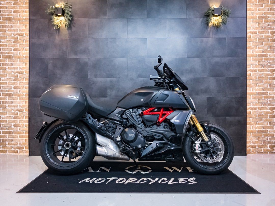 Ducati Multistrada 1200S Touring (Copy)