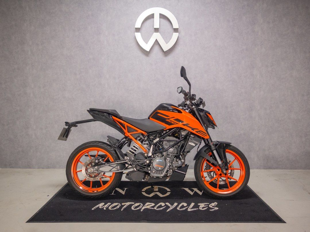 KTM Duke 200