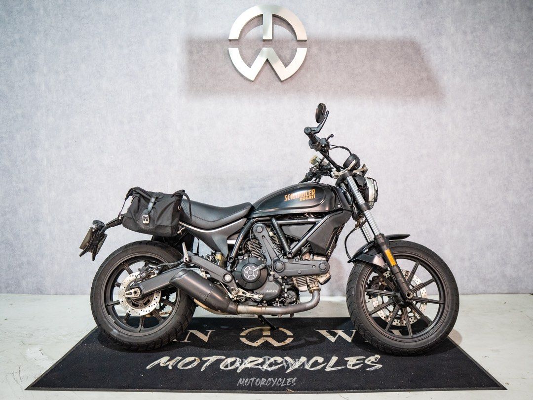Ducati Scrambler Sixty 2