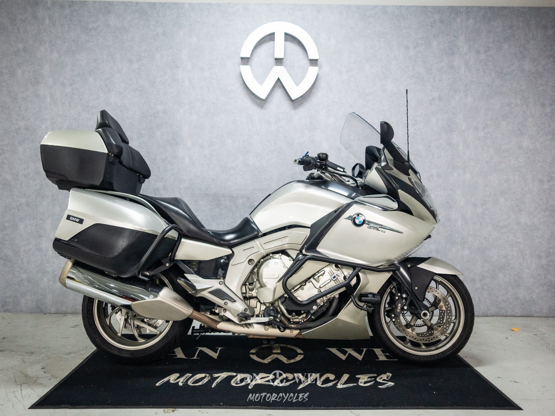 BMW K1600GTL