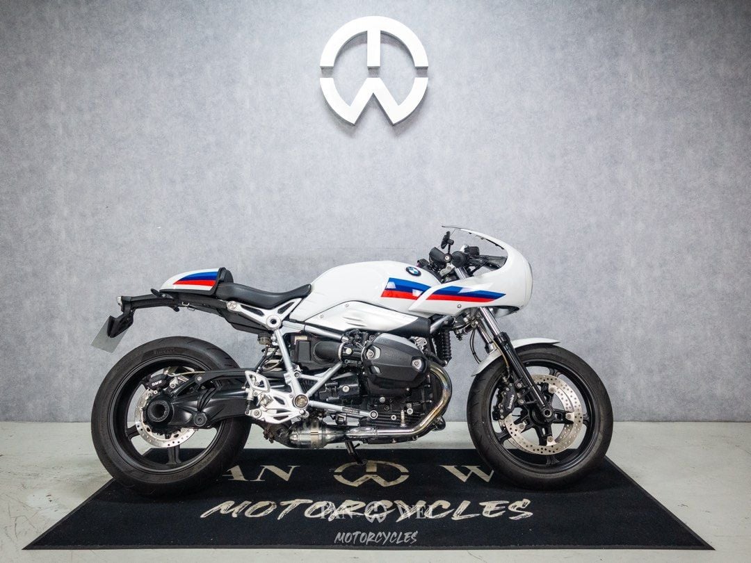 BMW R Nine T Racer (R9T)