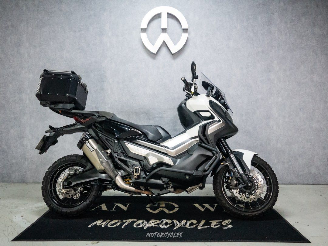 Honda ADV750 (XADV)