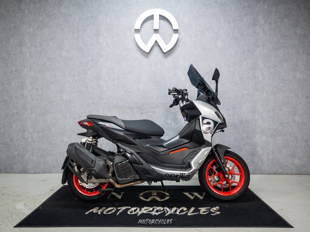 Aprilia SR GT 200