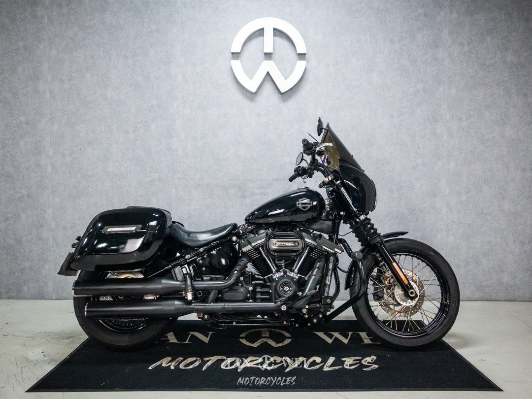 Harley Davidson Softail Streetbob 107