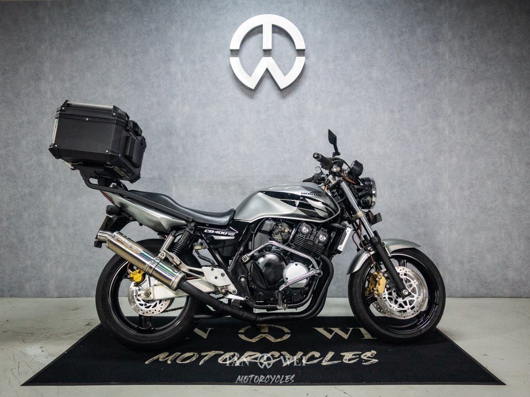 Honda CB400SF Spec 3